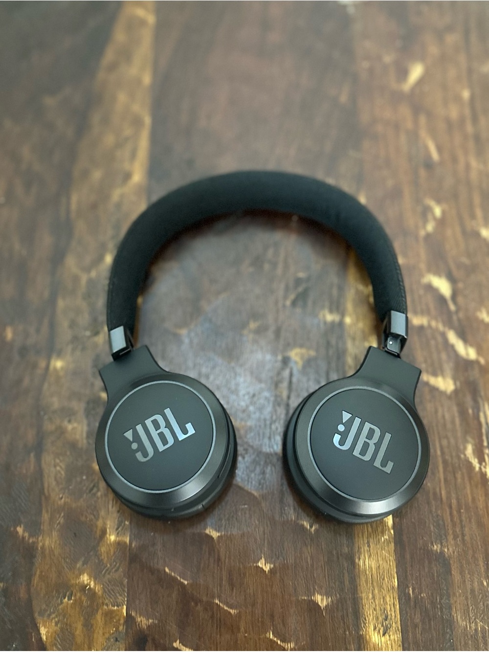 JBL Tune On-Ear Wireless Headphones — Black